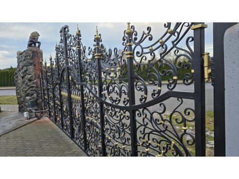 Brama kuta w stylu...