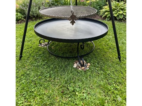 Wiszący grill kuty z...