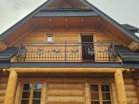 Balustrada kuta zewnętrzna...